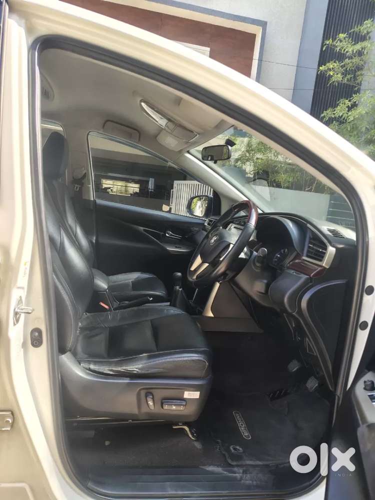 Toyota Innova Crysta, 2016, Diesel