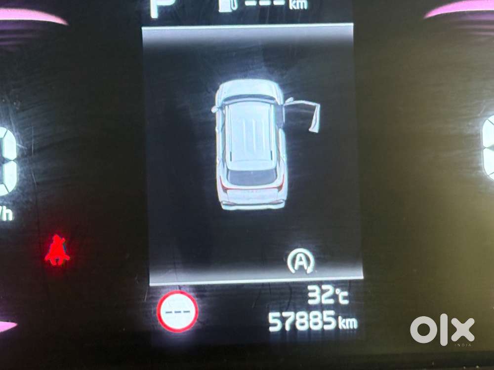 Kia Carens 2023 Top Model Diesel Automatic 6 Seater