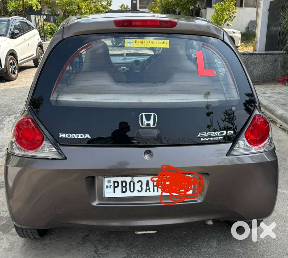 Honda Brio 2014 Petrol Well Maintained