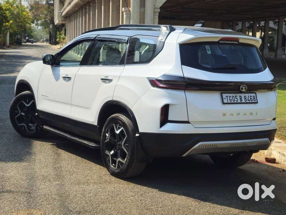 Tata Safari