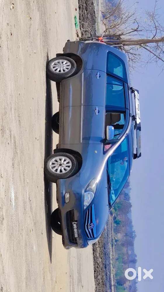 Toyota Innova Diesel 2011