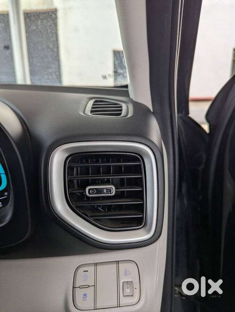 Hyundai Venue, 2024, Petrol