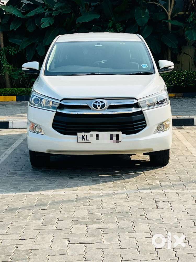 Toyota Innova Crysta 2.4 V 7 Str, 2017, Diesel