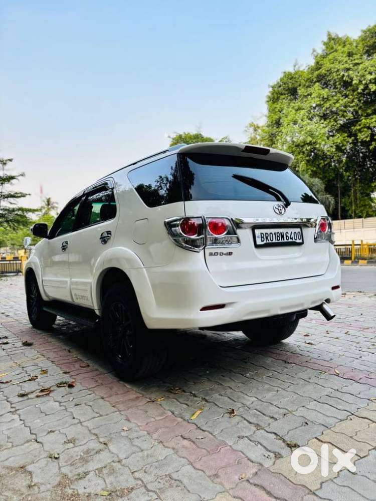 Toyota Fortuner 3.0 4x4 Manual, 2012, Diesel