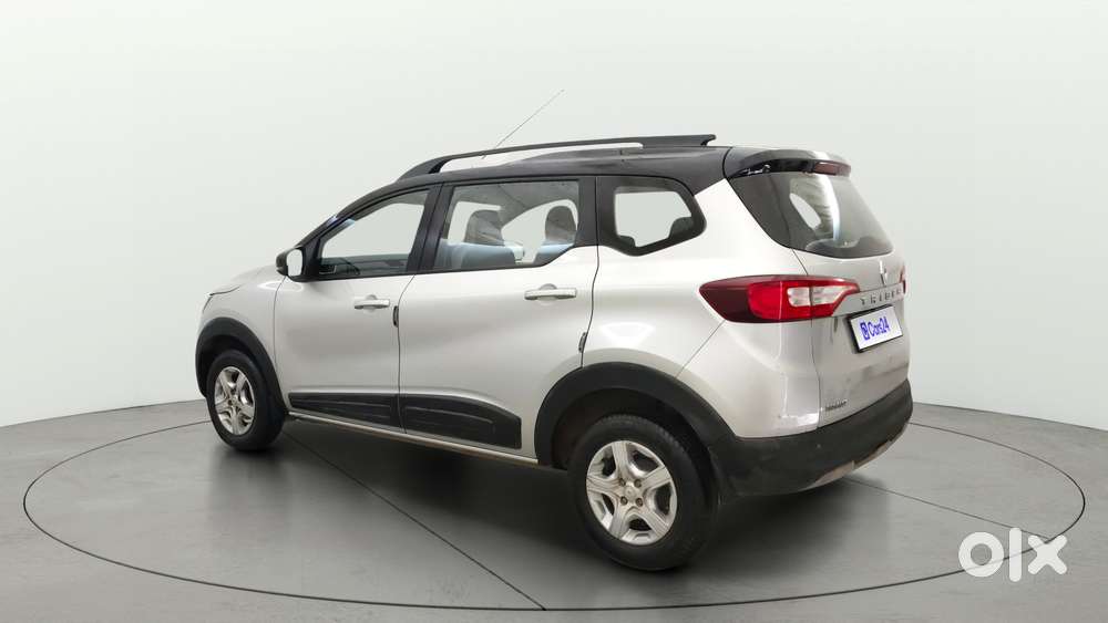 Renault Triber Rxt, 2022, Petrol