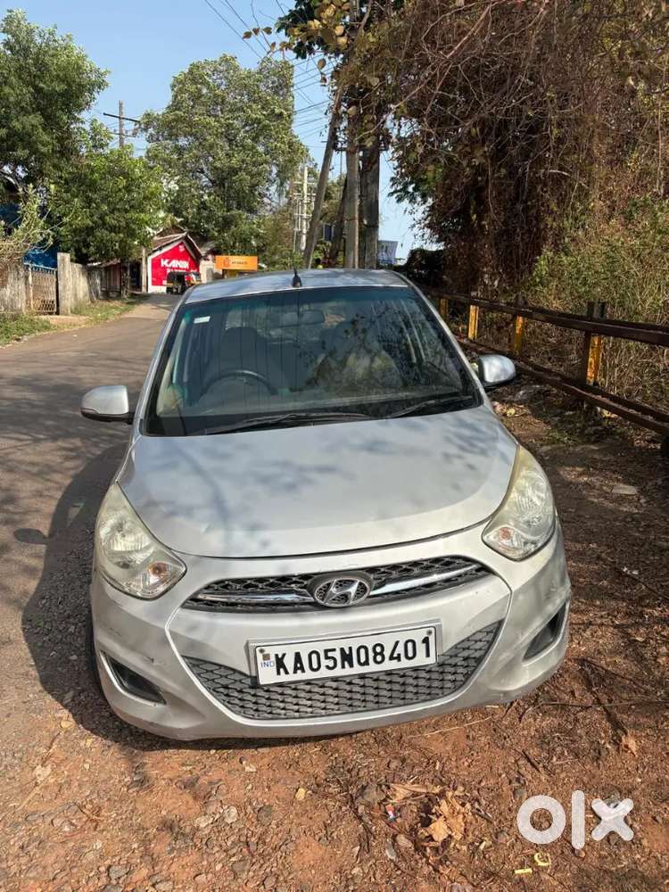Hyundai I10 2011 Cng & Petrol 69000 Km Driven
