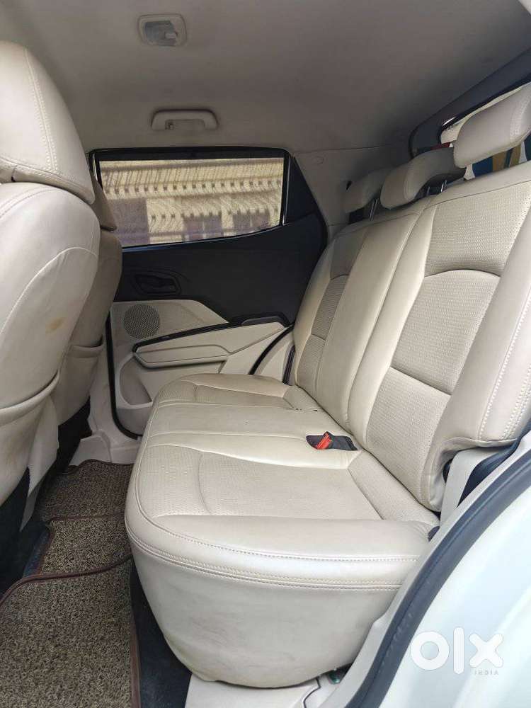 Mahindra Xuv300 W6, 2020, Petrol
