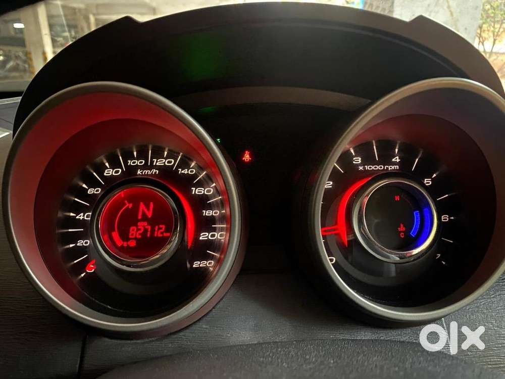 Mahindra Xuv500 2014 Diesel 90000 Km Driven