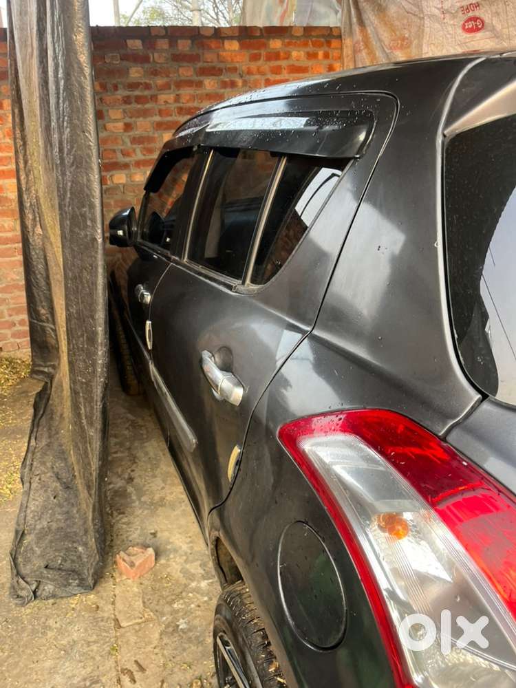 Maruti Suzuki Swift 2015 Diesel 78000 Km Driven