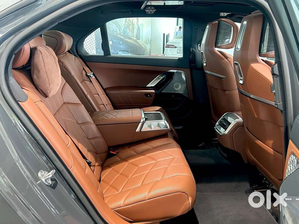 Bmw 7 Series 740i M Sport Petrol Automatic, 2025, Petrol