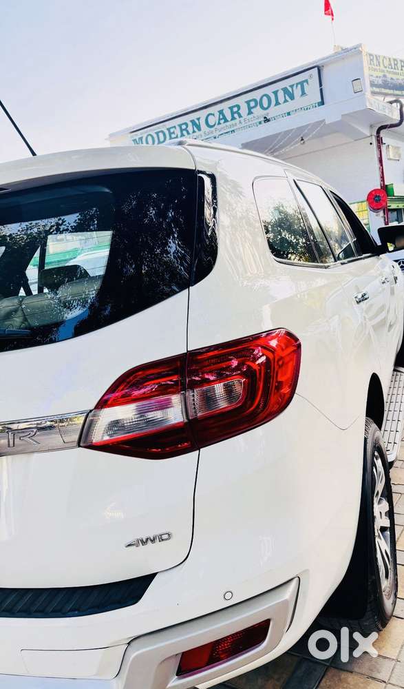 Ford Endeavour Titanium Plus 4x4, 2017, Diesel