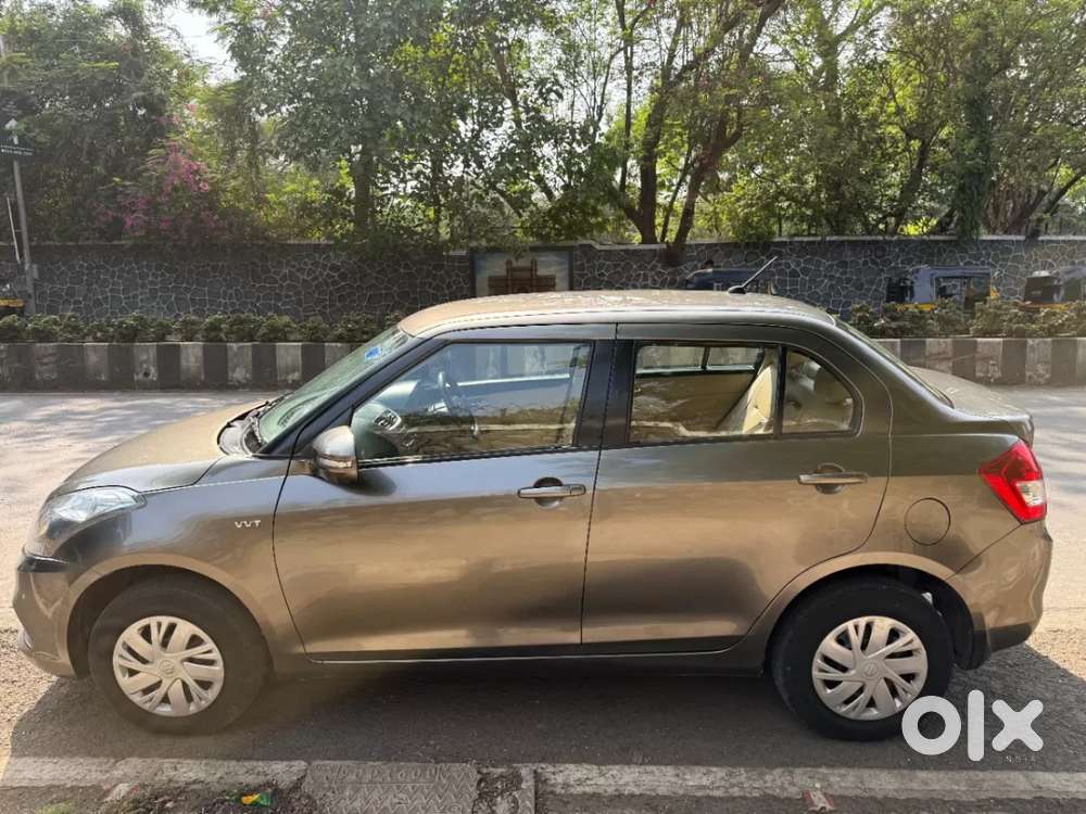 Maruti Suzuki Swift Dzire Amt Vxi, 2016, Petrol