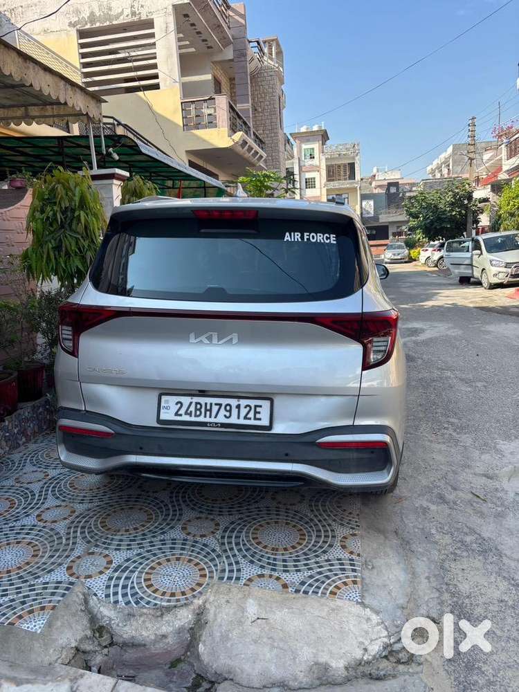 Kia Carens 2024 Petrol 14000 Km Driven