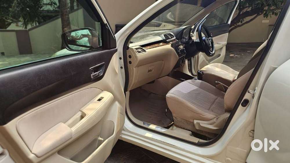 Maruti Suzuki Swift Dzire Vdi At, 2018, Diesel