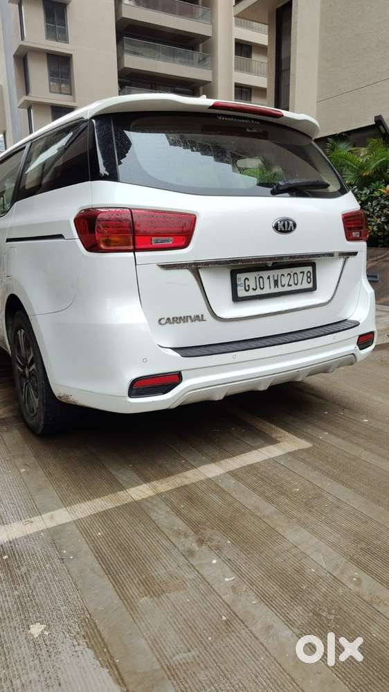 Kia Grand Carnival Well Maintened With Full Insurance