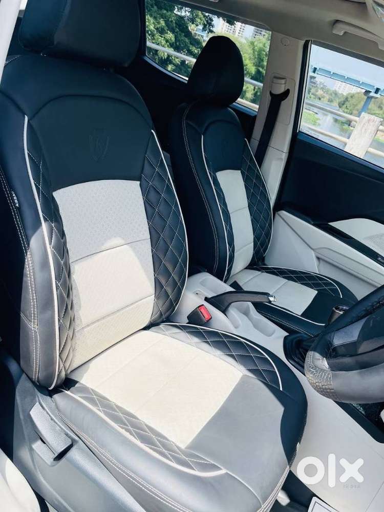 Mahindra Xuv300, 2022, Petrol