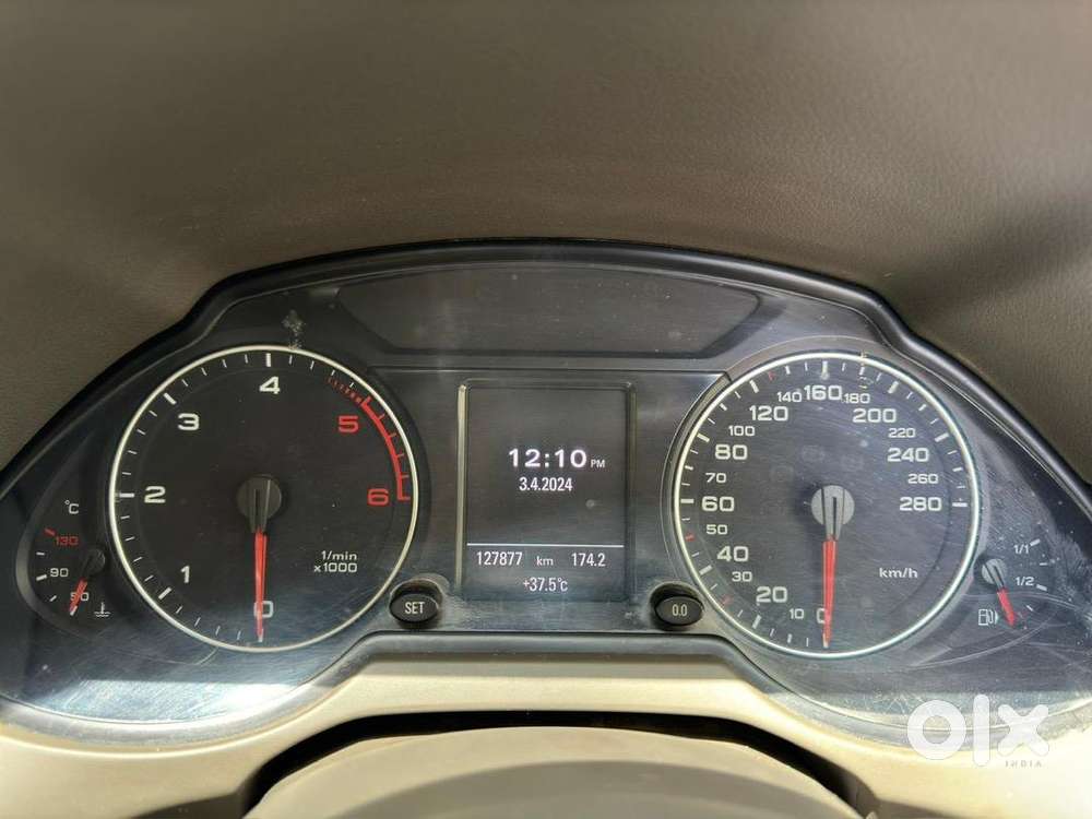 Audi Q5 2012 Diesel 130000 Km Driven