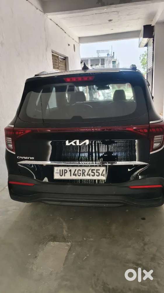 Kia Carens Prestige 2025