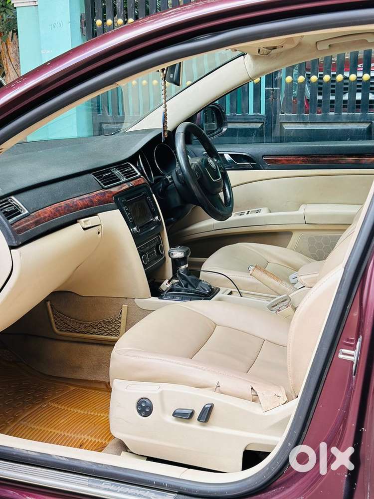 Skoda Superb Diesel 2010 Model With Elegance Tdi Variant