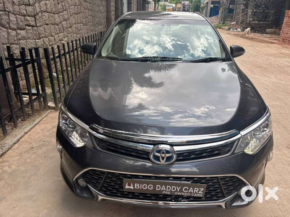 Toyota Camry 2.5 Hybrid, 2015, Petrol
