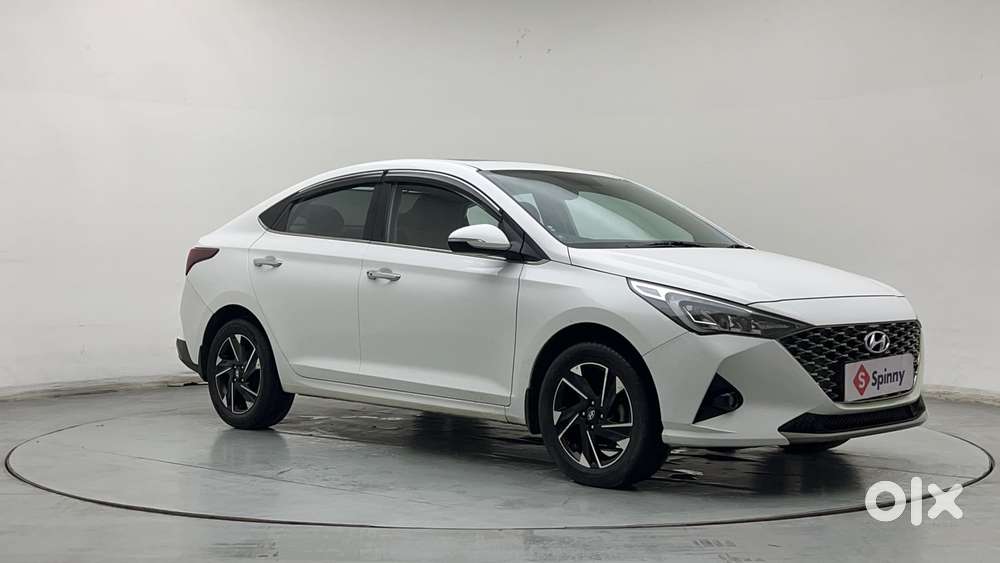 Hyundai Verna 1.5 Sx (o) Vtvt Ivt, 2022, Petrol