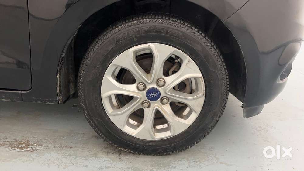 Ford Figo Aspire Titanium, 2016, Petrol