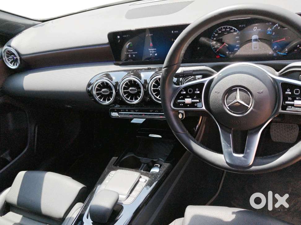 Mercedes-benz A-class Limousine 200, 2022, Petrol