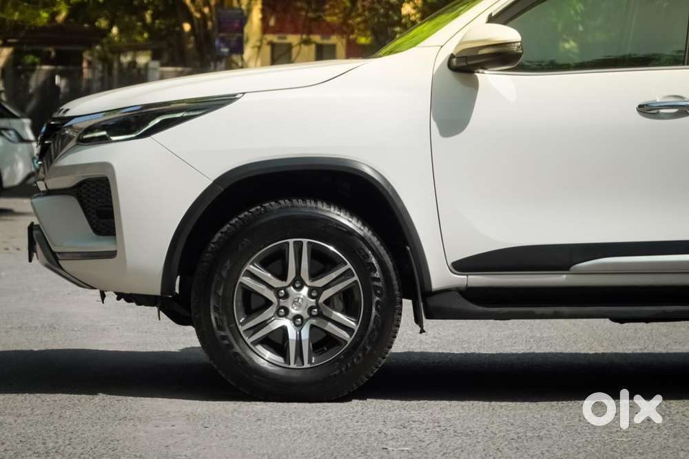 Toyota Fortuner 4x2 At 2.7 Petrol, 2023, Petrol