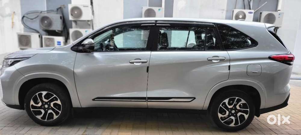 Maruti Suzuki Invicto Zeta Plus 7str, 2023, Petrol