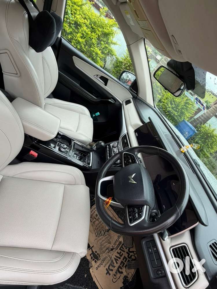Mahindra Xuv700 Petrol 2026