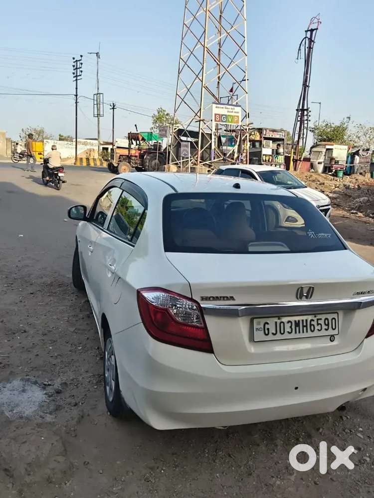 Honda Amaze 2nd Gen 2017 Cng & Hybrids 100000 Km Driven