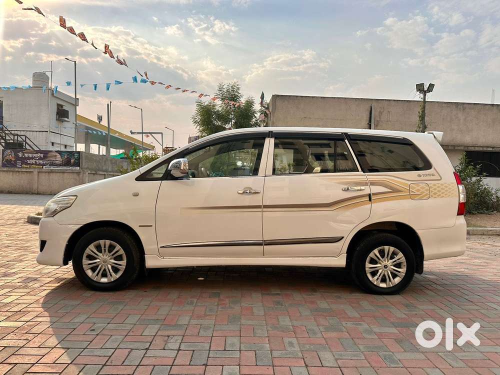 Toyota Innova 2.5 G (diesel) 7 Seater Bs Iv, 2013, Diesel