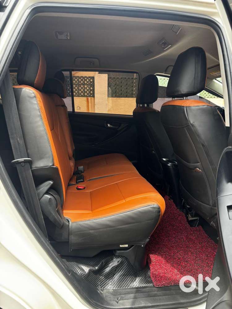Toyota Innova Crysta 2.4 Gx Limited Edition 8 Str, 2022, Diesel