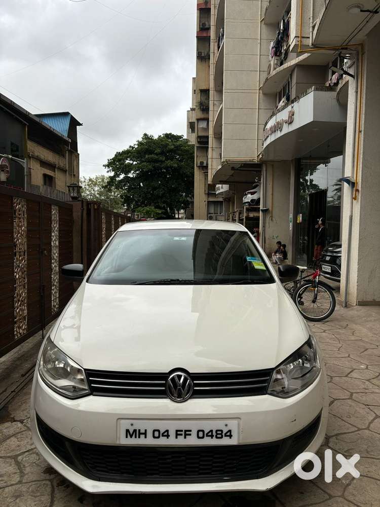 Volkswagen Polo Petrol 2011 Year