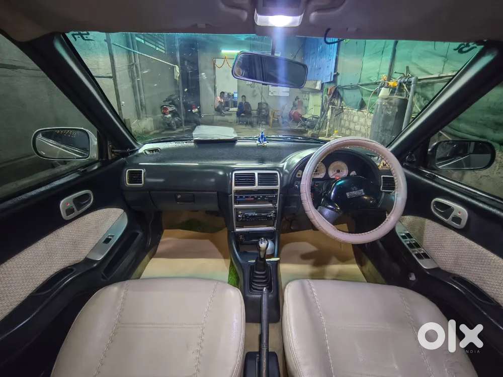 Maruti Suzuki Esteem 2005