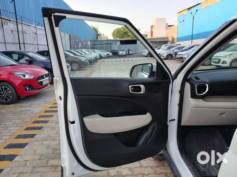 Hyundai Venue Sx, 2024, Petrol