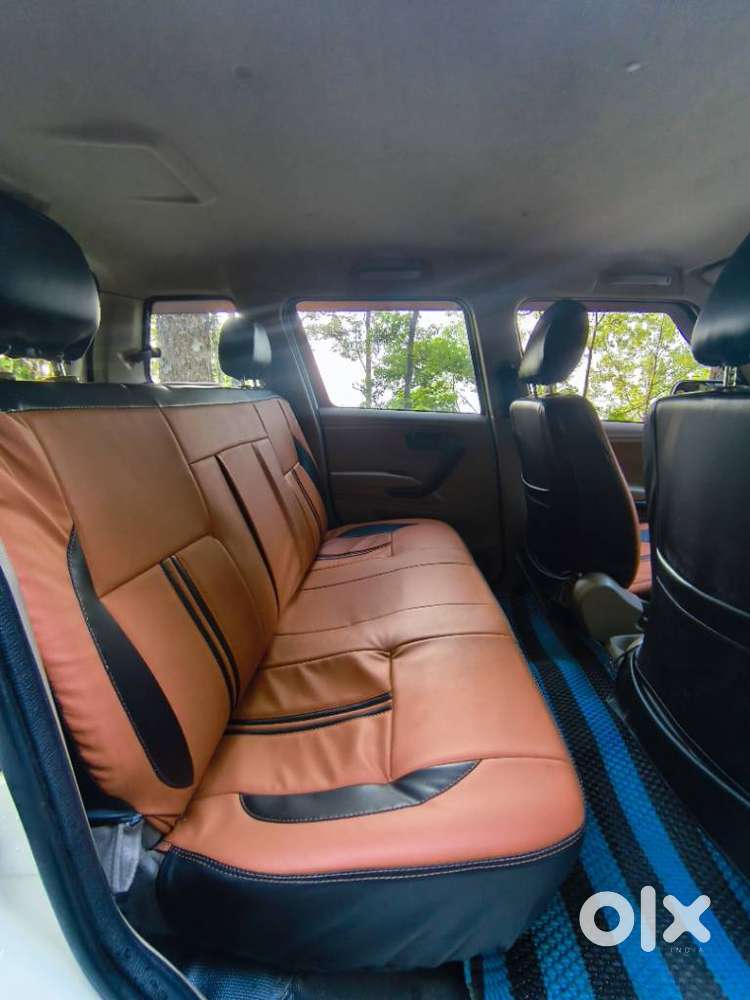 Mahindra Bolero Neo N4, 2021