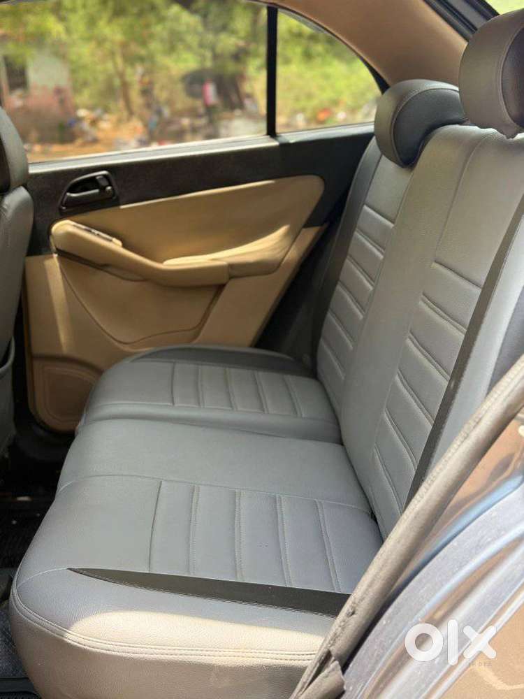 Tata Indica Vista 2008-2013 Quadrajet Vx, 2012