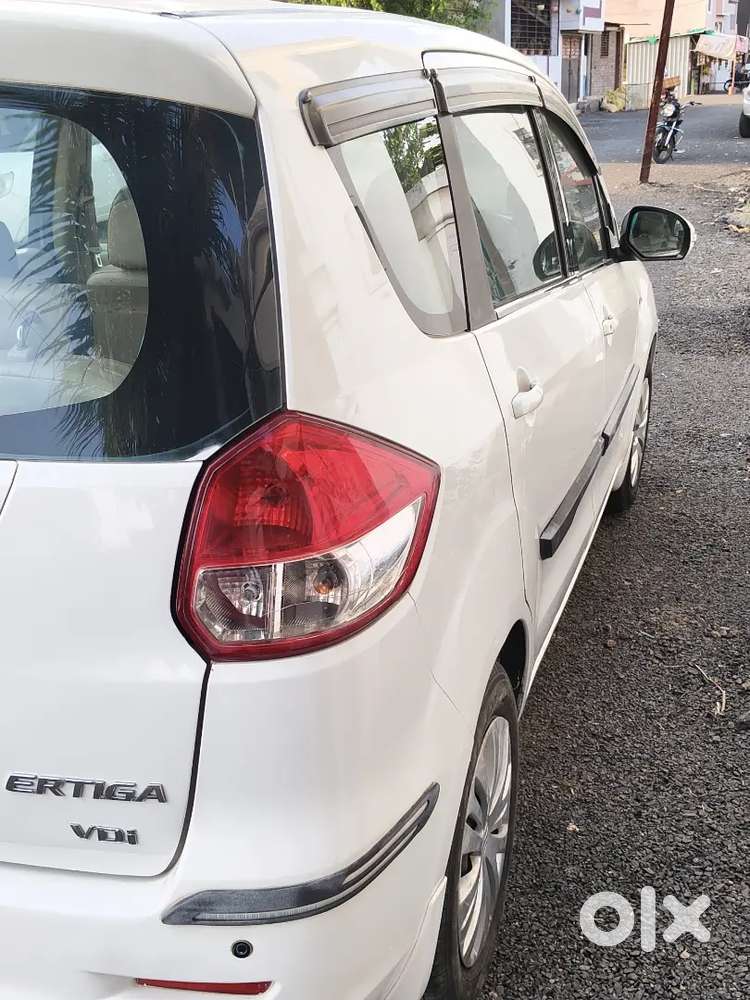 Maruti Suzuki Ertiga 2012 Diesel 75000 Km Driven