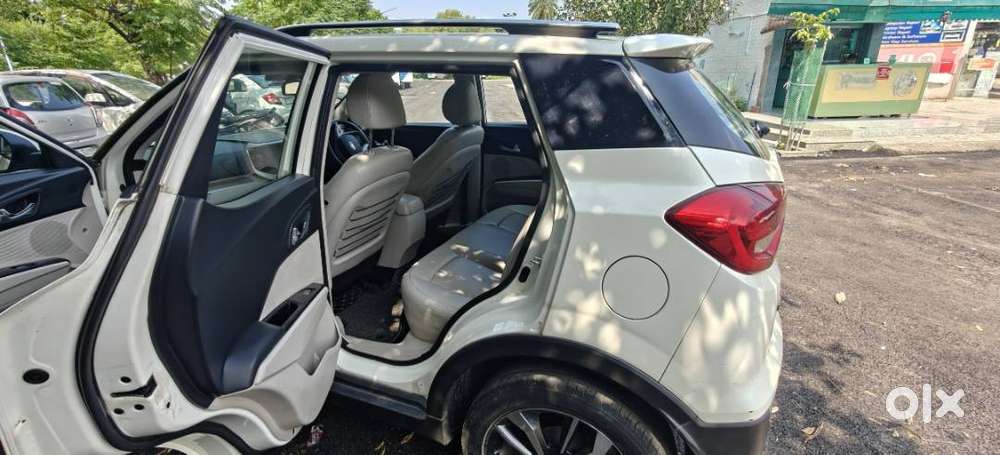 2019 Mahindra Xuv300 W8(o) Diesel | Single Owner