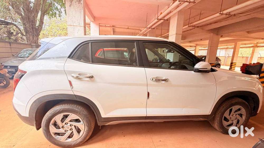 Creta Ex-petrol -2023-41km Driven