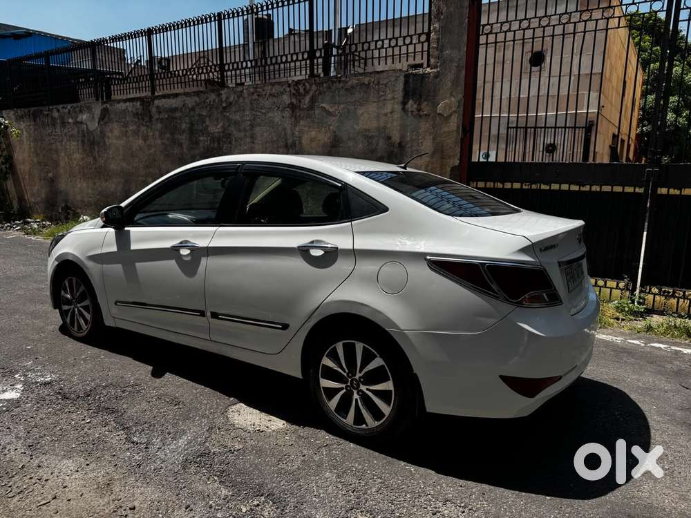 Hyundai Verna Fluidic 1.6 Crdi Sx, 2015, Diesel