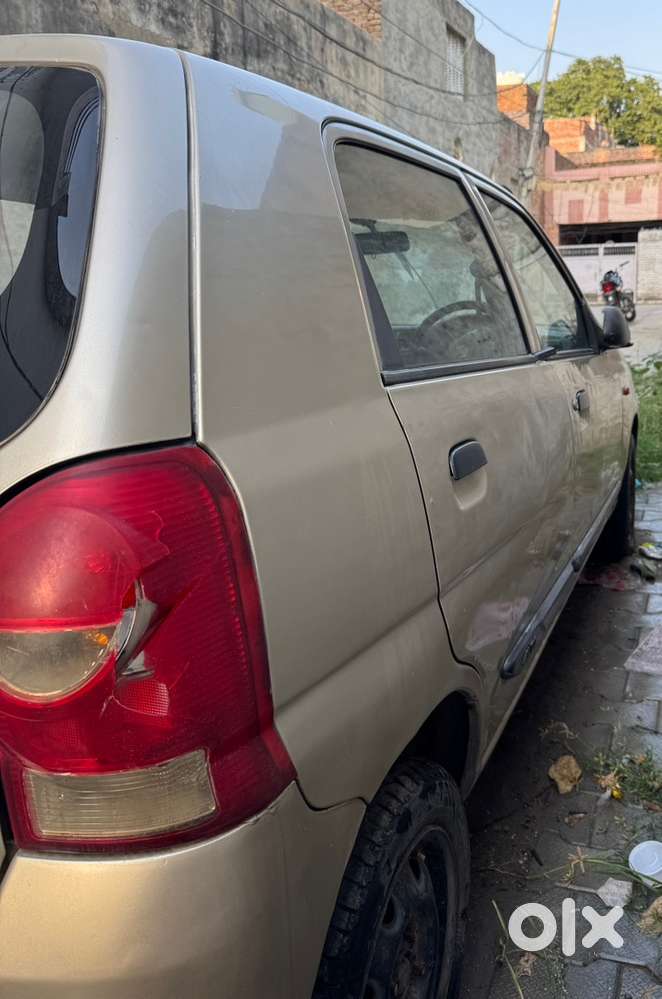Maruti Suzuki Alto 2010 Petrol Manual
