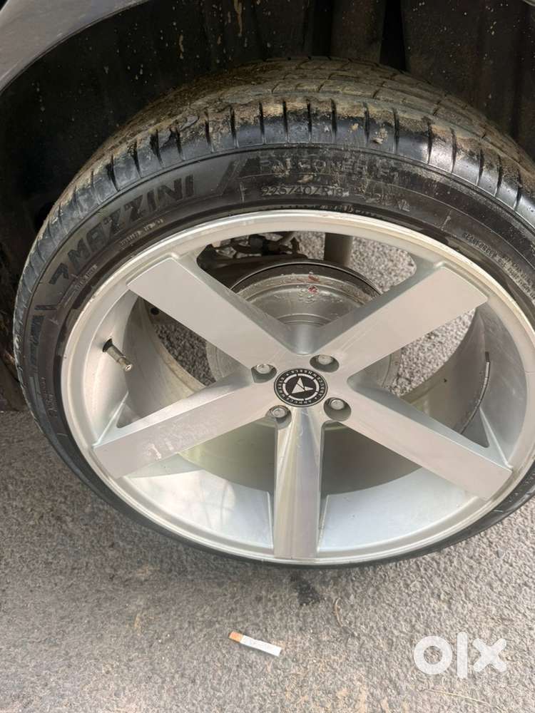 Toyota Glanza Hybrid 2023