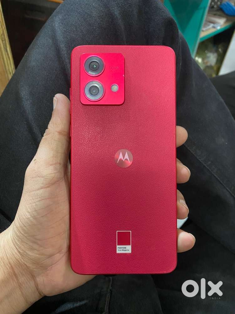 Moto g84 5g 12 gb ram 256 gb storage