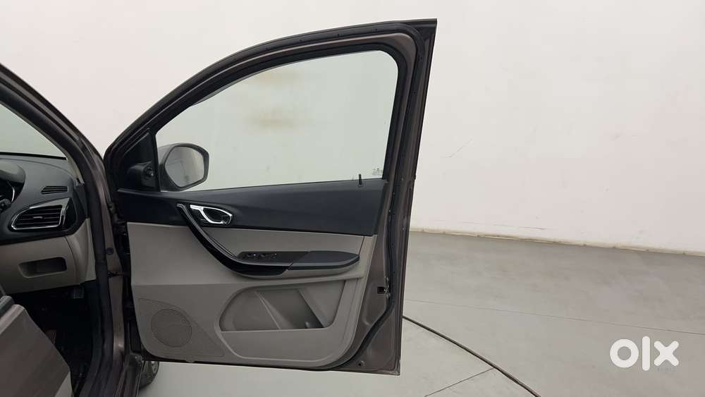 Tata Tiago Xz, 2019, Petrol