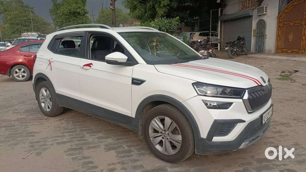 Skoda Kushaq 1.0 Tsi Ambition, 2022, Petrol