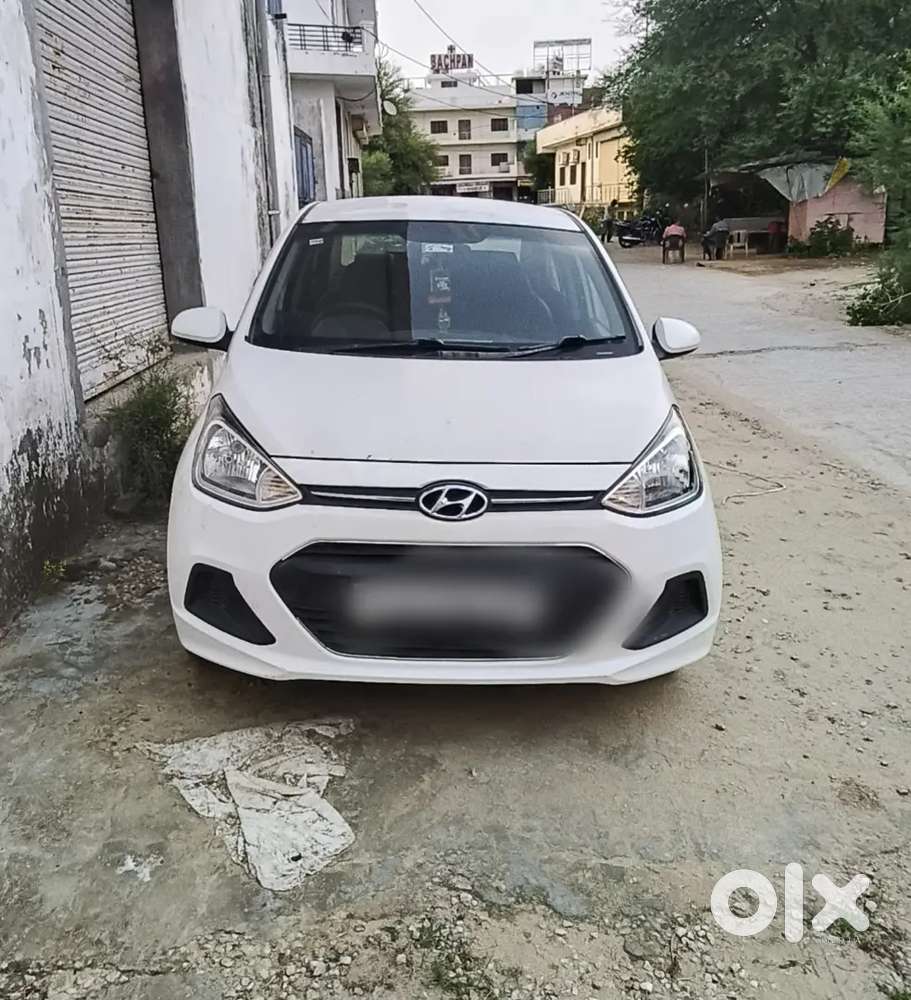 Hyundai Xcent 2016 Diesel Well Maintained
