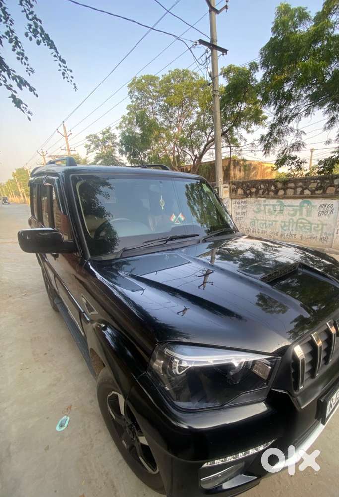 Mahindra Scorpio Classic Diesel 2025
