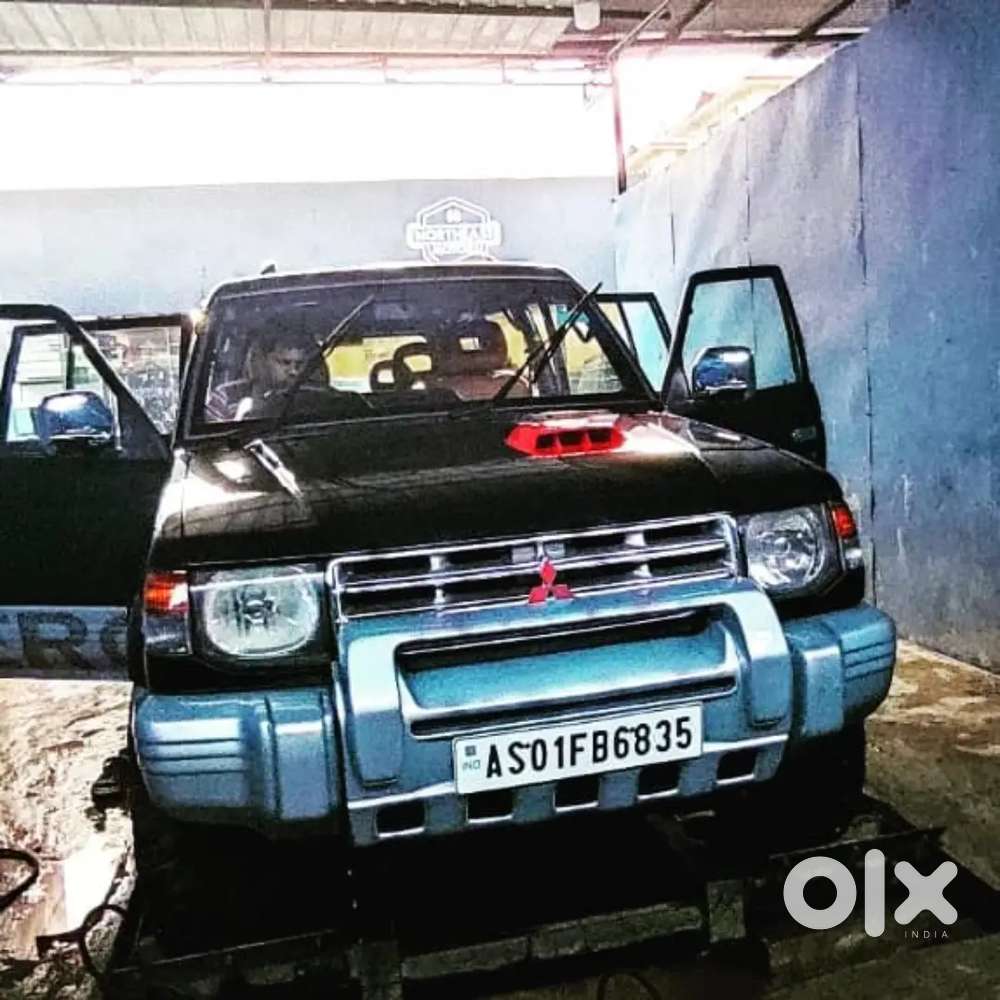 Mitsubishi Pajero 2015